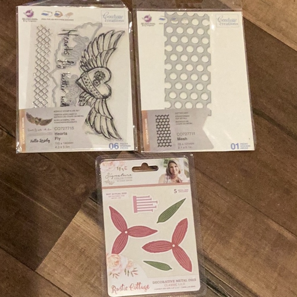 Couture Creations metal cutting die sets
